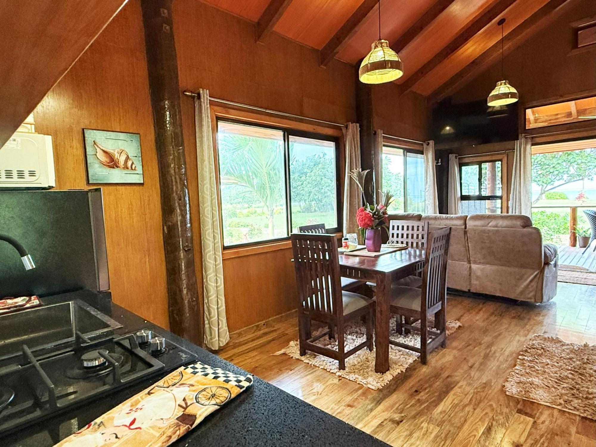 Sigasiga Sands Boutique Bungalows سافوسافو الغرفة الصورة